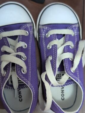 Converse Kids Purple Canvas Low-Top Sneakers with White Toe Caps